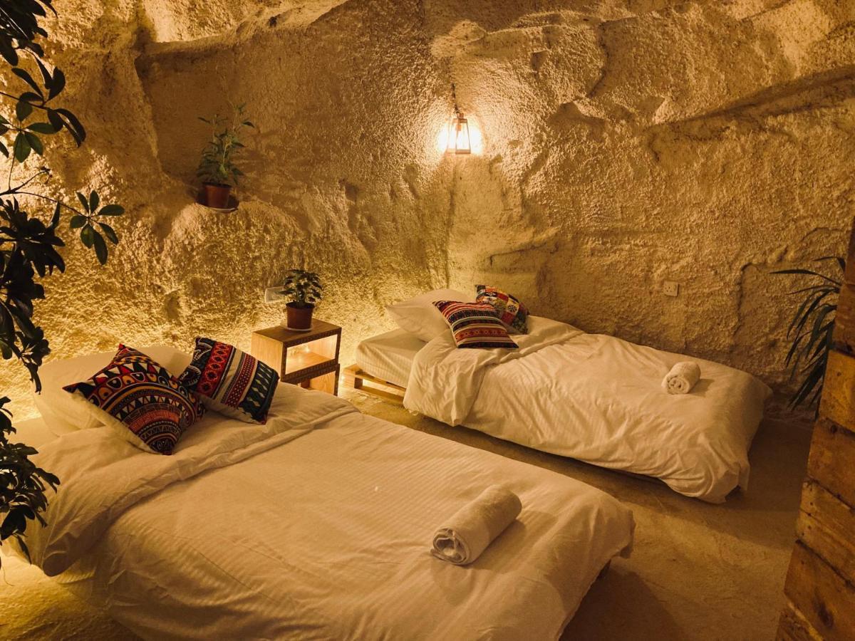 7 Caves Hotel Al Jayah Екстер'єр фото