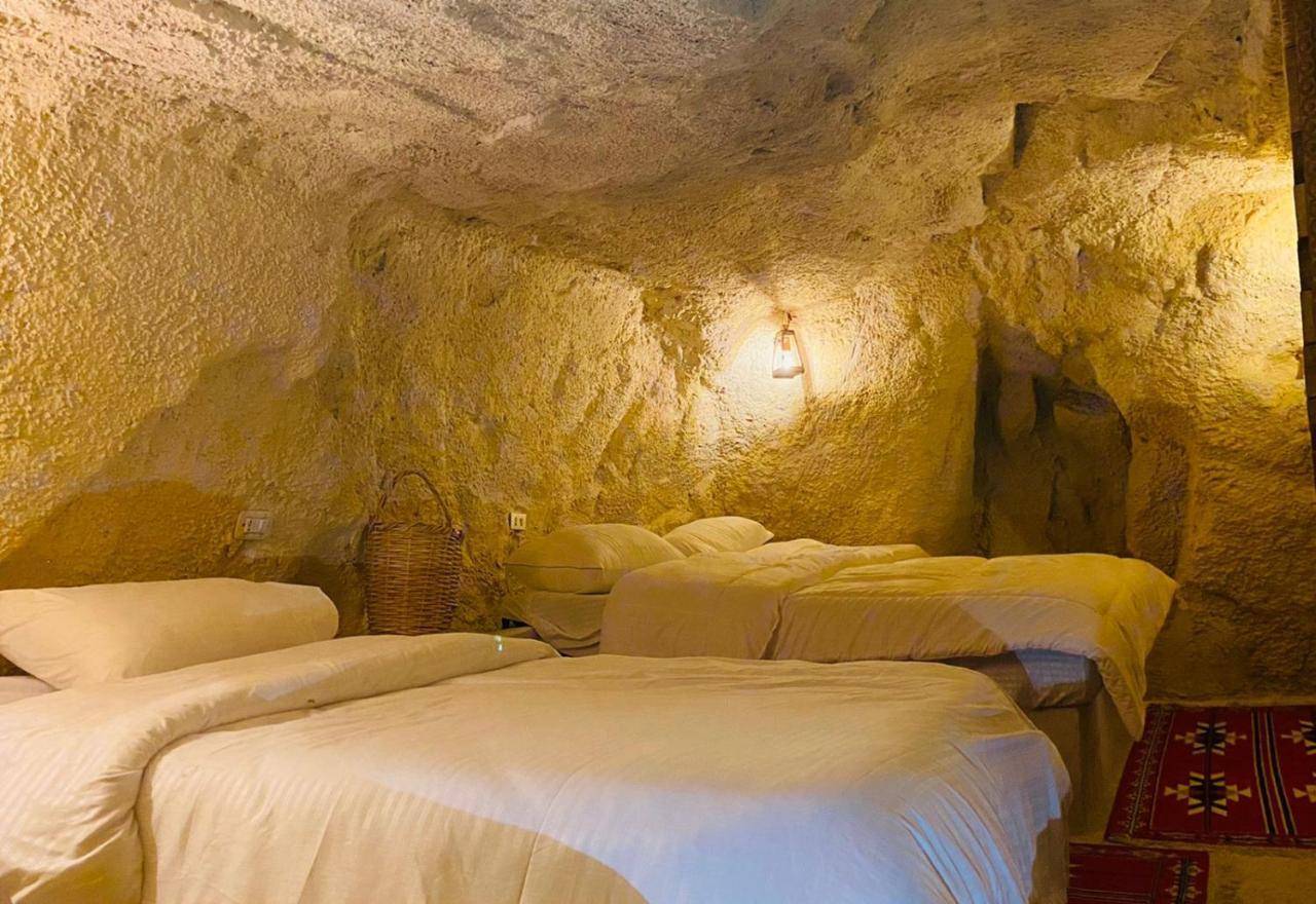 7 Caves Hotel Al Jayah Екстер'єр фото